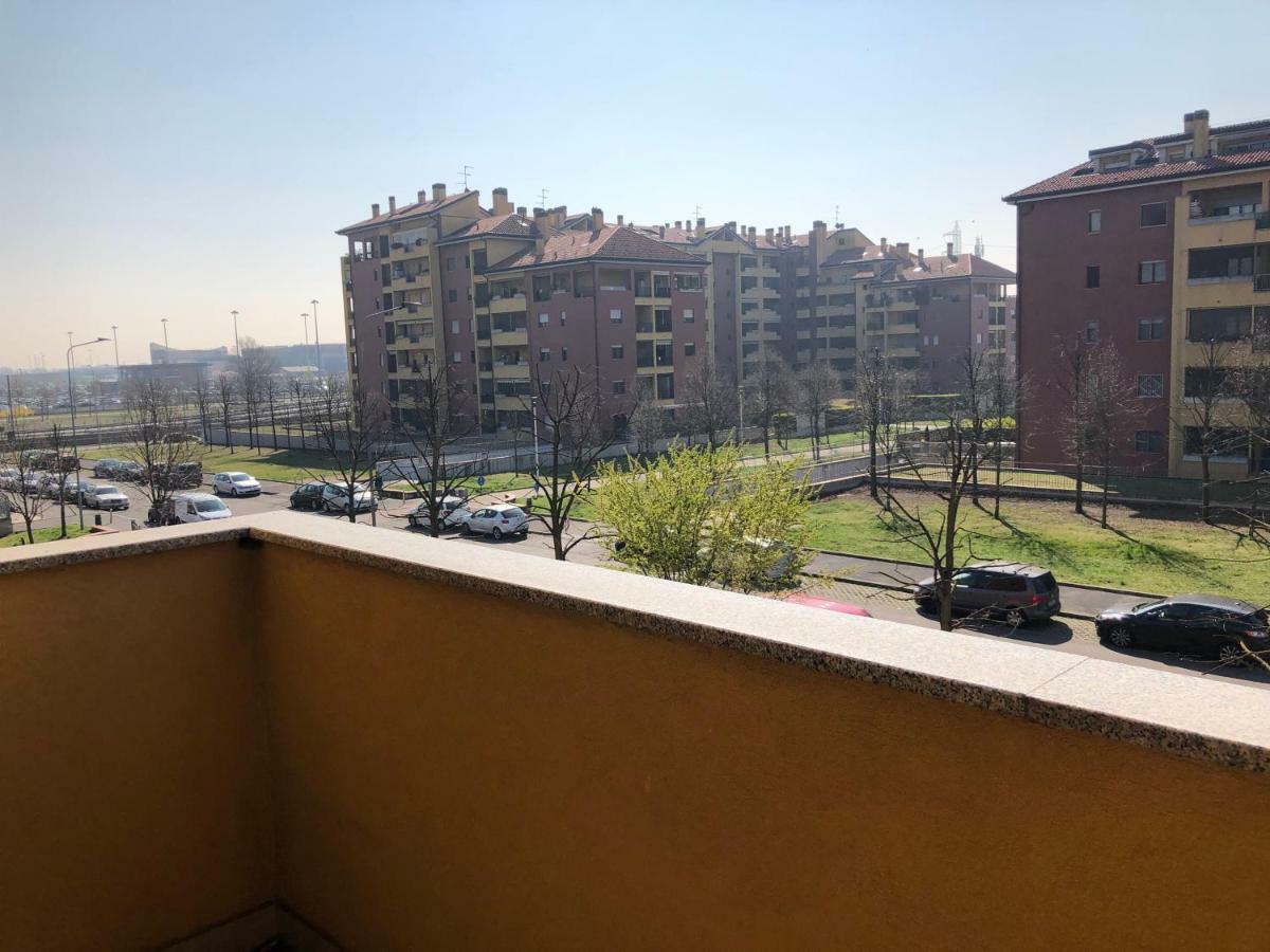 Emariva Apartment Rozzano Ngoại thất bức ảnh